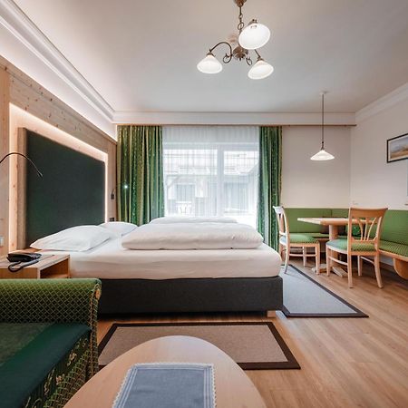 Hotel Sureghes オルティゼーイ エクステリア 写真